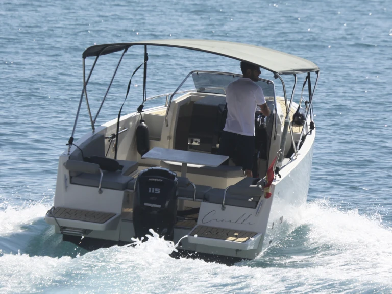 Louer Bateau à moteur avec ou sans skipper Nuva à Altea