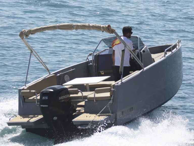 Bateau à moteur à louer à Altea au meilleur prix