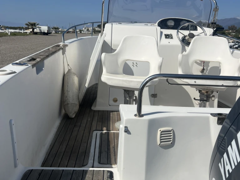Location à Saint-Florent - Pacific Craft Pacific Craft 550 Open sur SamBoat