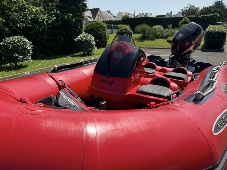 Location Semi-rigide Zodiac avec permis