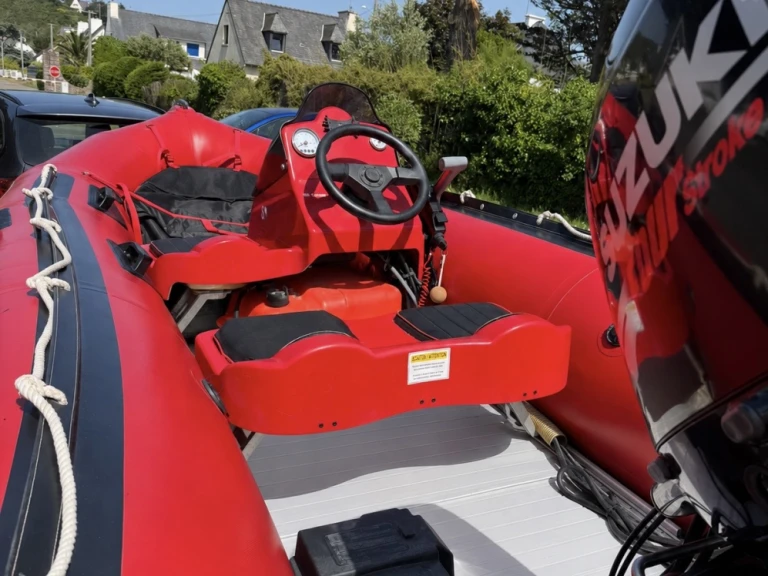 Location à Erquy - Zodiac MK 2 Futura sur SamBoat