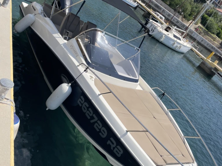 Louez un Quicksilver Activ 675 Sundeck à Rab