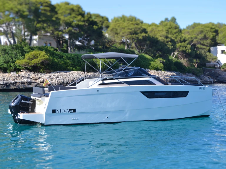 Louez un Nuva M9 CABIN à Cala d'Or
