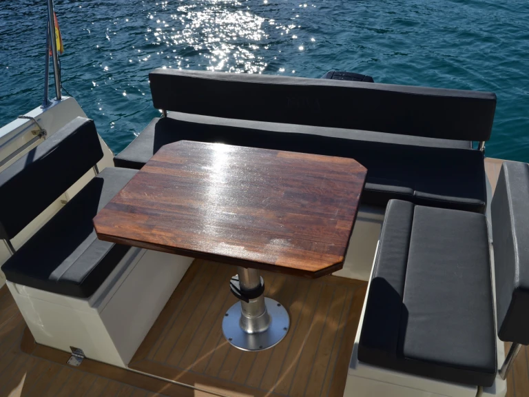 Location bateau Cala d'Or pas cher M9 CABIN