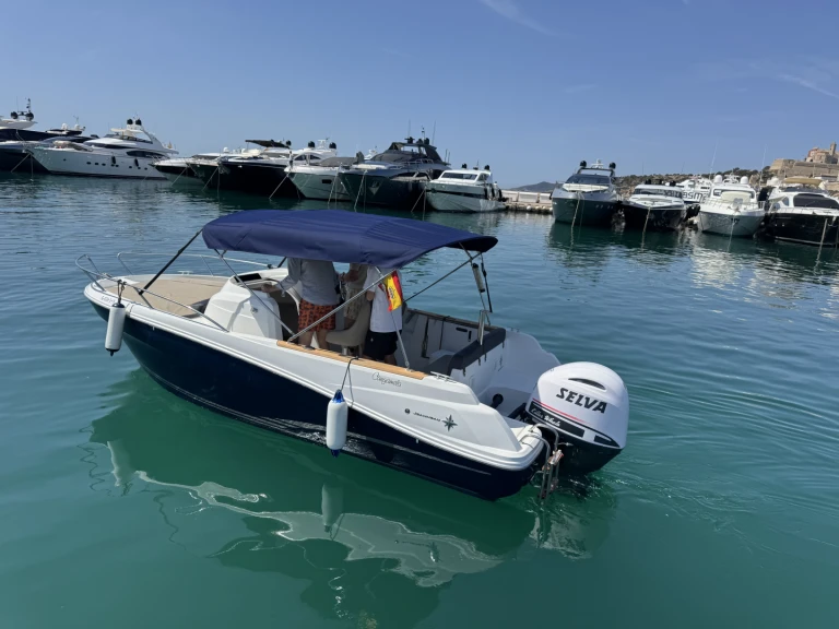 Jeanneau Cap Camarat 6.5 WA a louer à Ibiza (Ville)