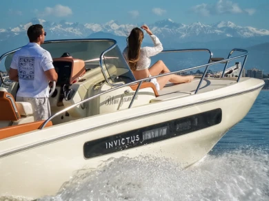 Pronájem lodi Invictus  Invictus 240 CX v Mandelieu-la-Napoule na Samboatu
