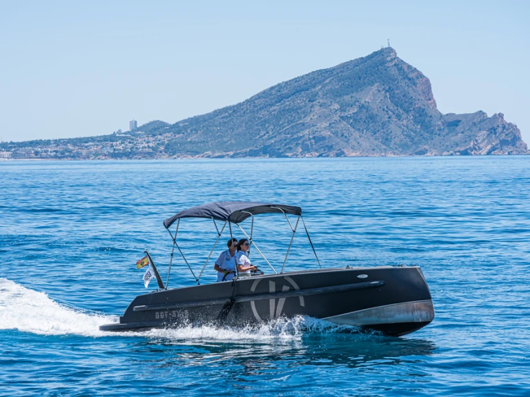 Location bateau Espagne pas cher TENDER SPORT 777