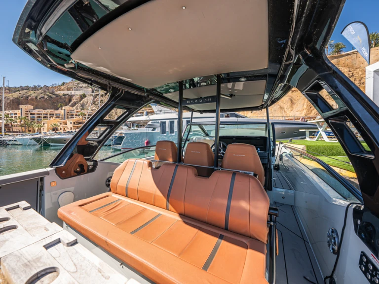 Location bateau Altea pas cher saxdor 320GTO