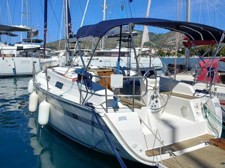Location à Trogir - Bavaria Cruiser 32 sur SamBoat