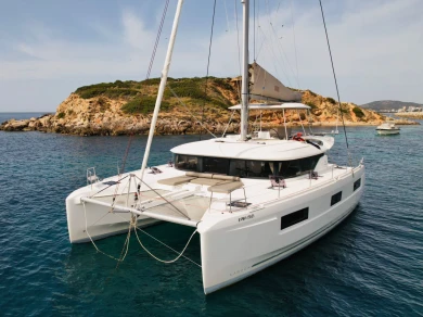 Hire Catamaran with or without skipper Lagoon Saint George's