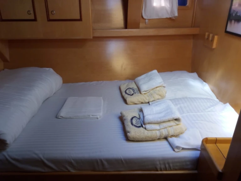 Location à Paros (Ile) - Dufour Dynamique 62 sur SamBoat