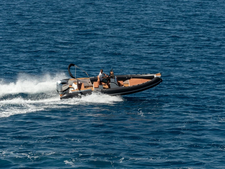Semi-rigide à louer à Trogir au meilleur prix