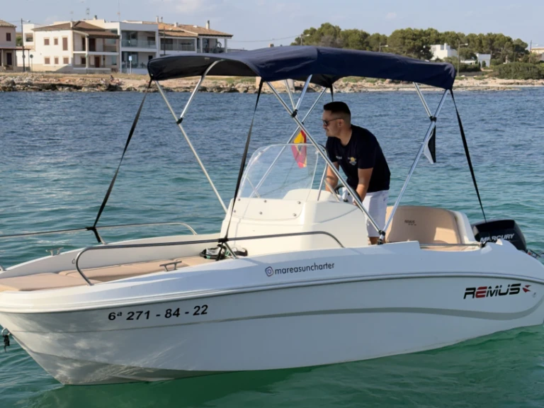 Location à s'Estanyol de Migjorn - Remus Remus 450 open sur SamBoat