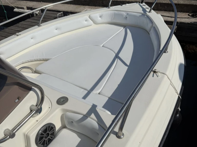 Location Bateau à moteur à Carnon-Plage - Ranieri Millennium 18.20