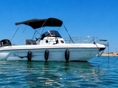Yacht charter Port-Camargue - Ranieri Shadow 22 S on SamBoat