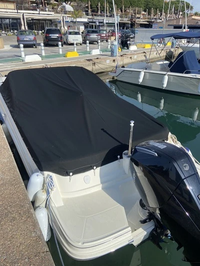 Bateau à moteur à louer à Marseille au meilleur prix