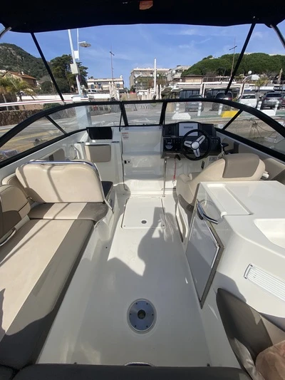 Location à Marseille - Bayliner VR6 sur SamBoat