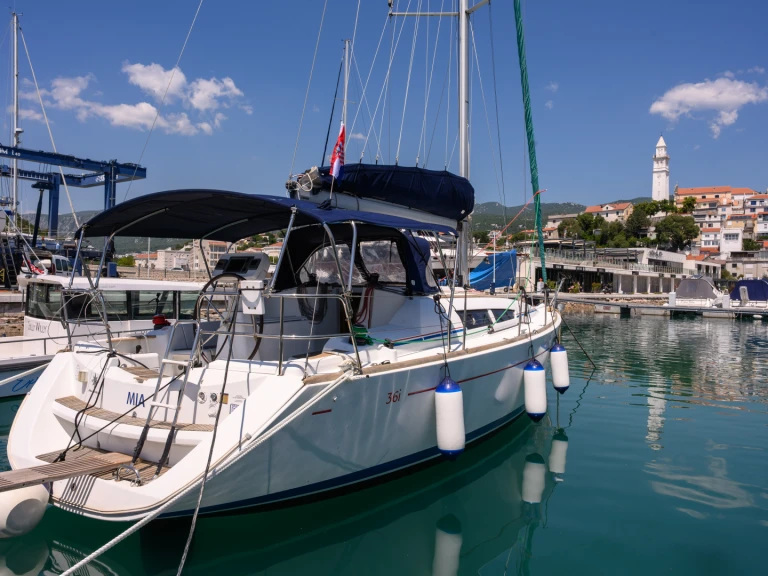 Louer Voilier avec ou sans skipper Jeanneau à Novi Vinodolski