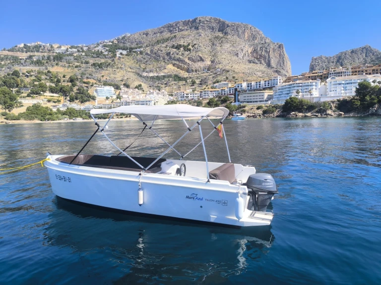 Bateau à moteur à louer à Puerto Campomanes Greenwich au meilleur prix