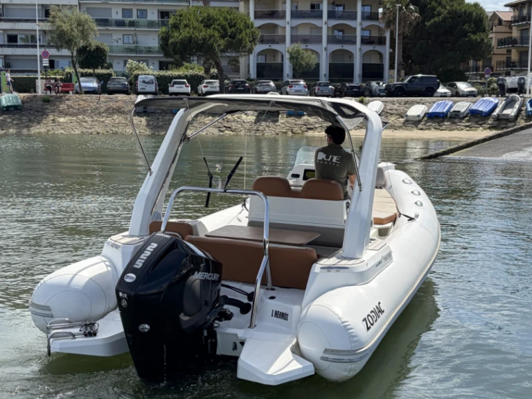 Location Semi-rigide Zodiac avec permis