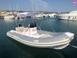 Italboats Predator 540 a louer à Torre Vado