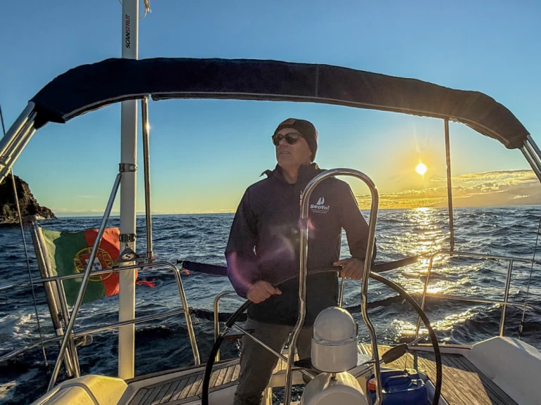 Location bateau Dufour Dufour 325 Grand Large à Caniçal sur Samboat