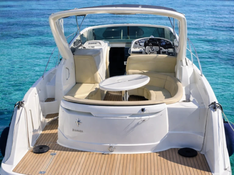 Jeanneau Prestige 30 S a louer à Cannes