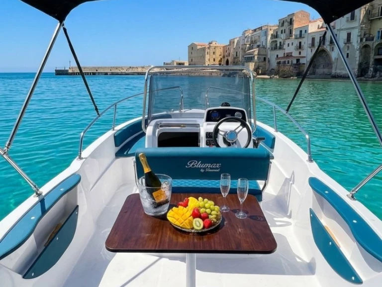 Location Bateau à moteur à Taormina - Blumax Blumax 23 open
