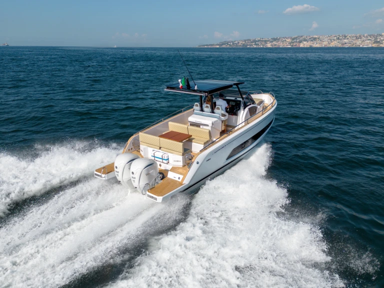Location bateau Salpa AVANTGARDE 1.1 à Cannes sur Samboat