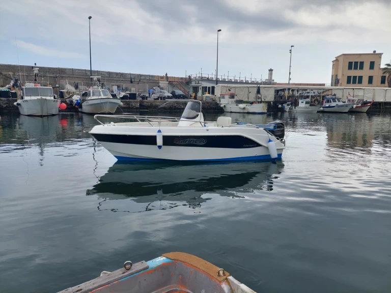 Location bateau Sanremo pas cher Fisherman 17