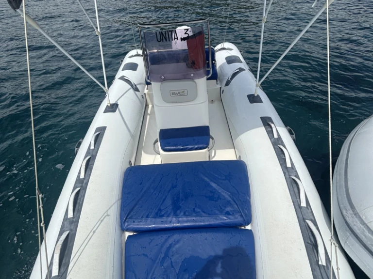 Location bateau Costa Rei pas cher 540