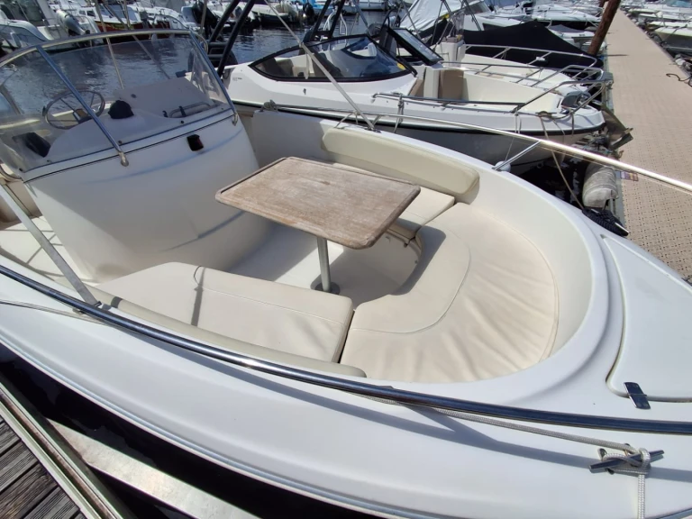 Location à Sanguinet - Jeanneau Cap Camarat 625 sur SamBoat