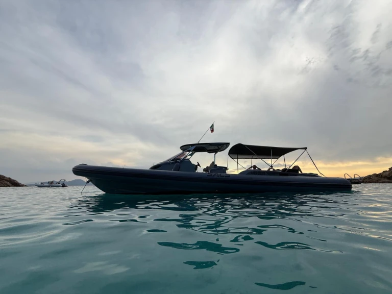 Location bateau Porto Rotondo pas cher Strider 13