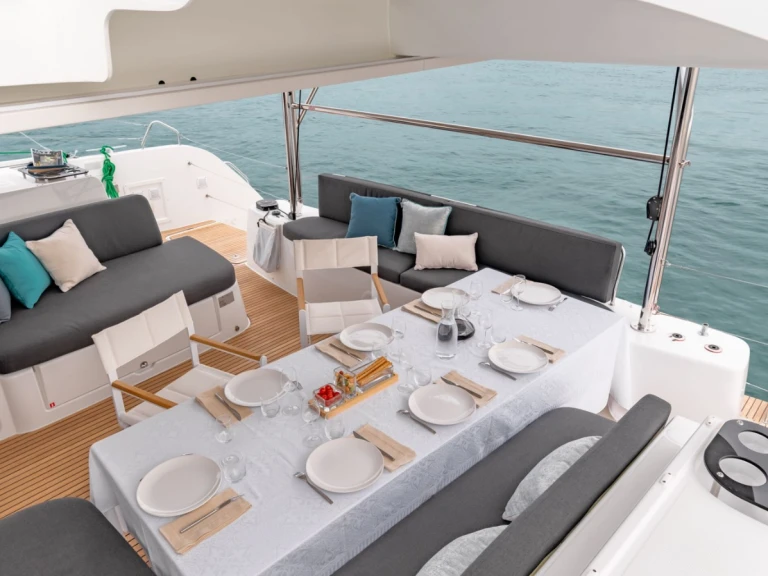 Location bateau Sant Antoni de Portmany pas cher Lagoon 46
