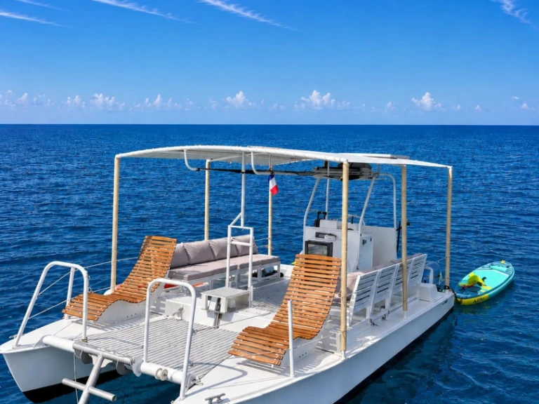 Location Catamaran à Golfe-Juan - Capados Catabarge