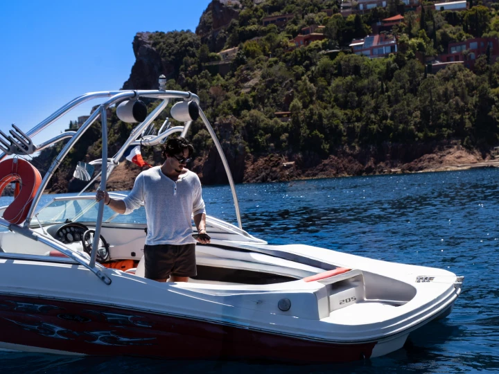 Location Bateau à moteur Sea Ray avec permis