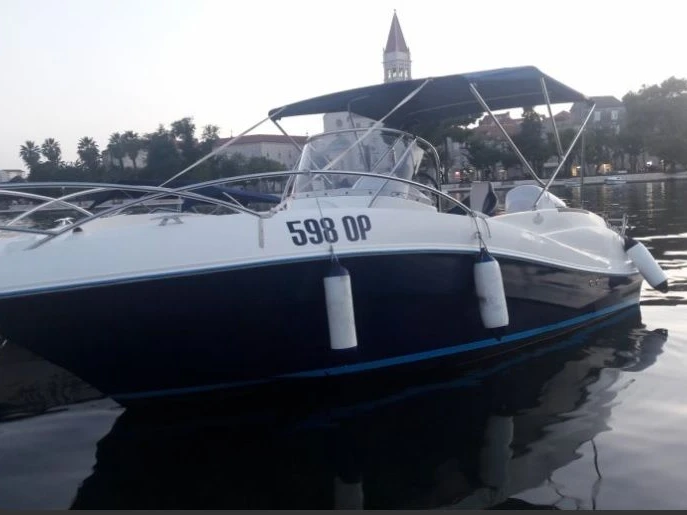 Location bateau Quicksilver Quicksilver 635 Commander à Split sur Samboat