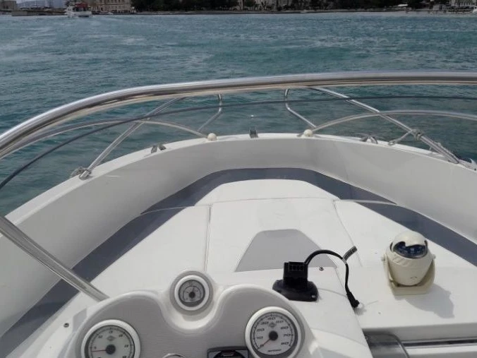 Location à Split - Quicksilver Quicksilver 635 Commander sur SamBoat