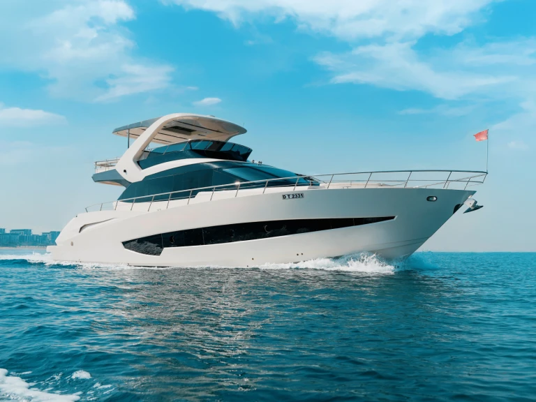 Louer Yacht avec ou sans skipper  à Dubai Marina