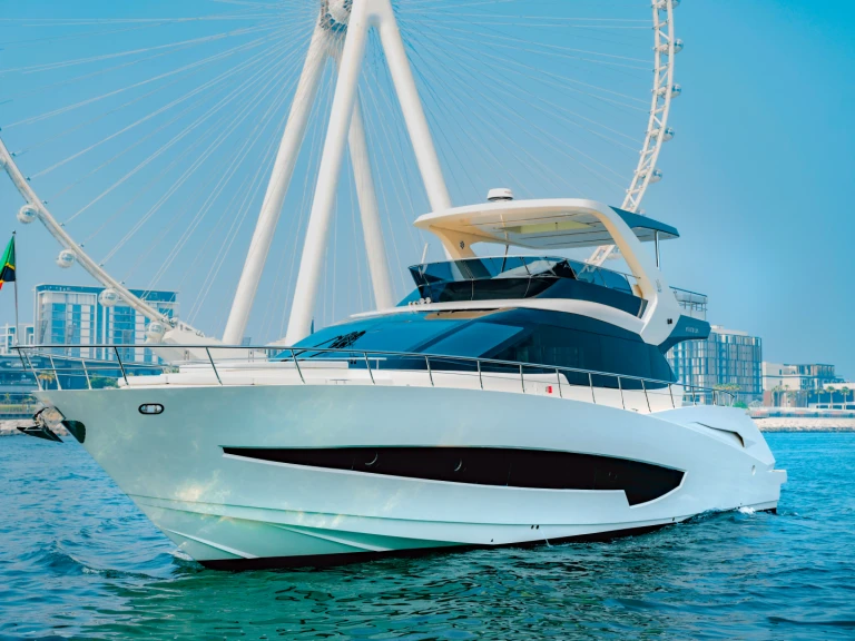 Location à Dubai Marina -  Luxury Motor Yacht X32 sur SamBoat