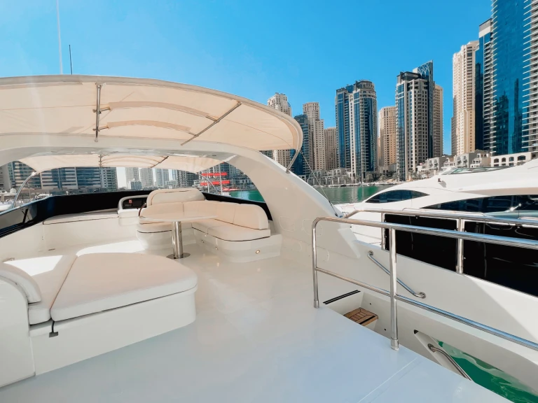 Location à Dubai Marina -  Luxury Motor Yacht X16 sur SamBoat