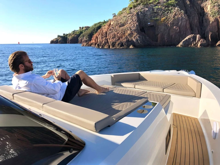 Location bateau De Antonio MONTE OLYMPO à Parikia sur Samboat