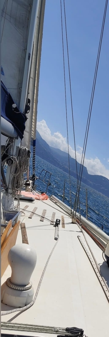 Location bateau Porto di Torre del Greco pas cher orca 43