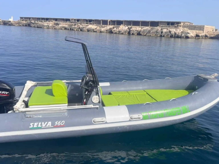 Louez un Selva Open Line D 5.6 à Trapani