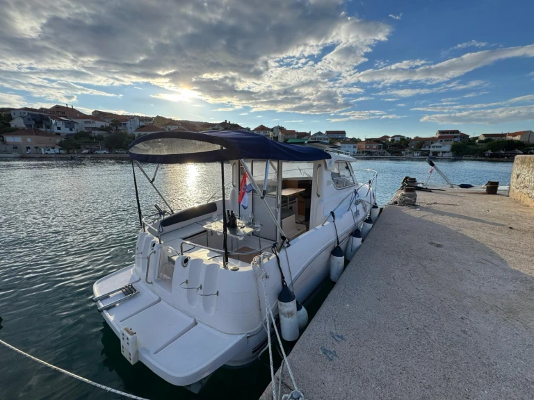 Location bateau Quicksilver Quicksilver 700 Week-End à Preko sur Samboat