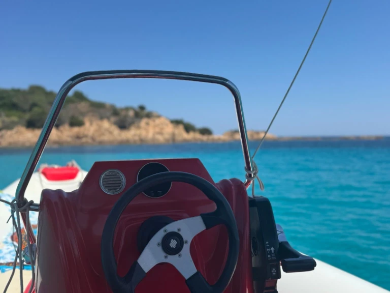 Location Bateau à moteur à Porto Rotondo - Magnus 6.20