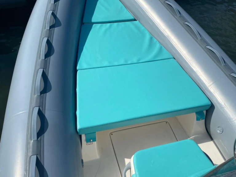 Location bateau Bwa California 550 à Olbia sur Samboat
