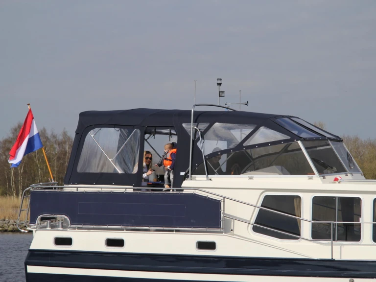 Louer Bateau à moteur avec ou sans skipper privateer à Gaastmeer