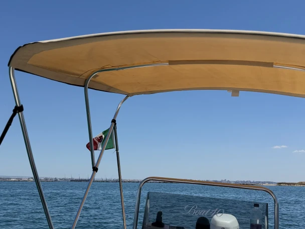 Location Bateau à moteur Arkos avec permis