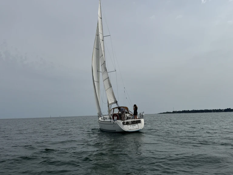 Location à La Forêt-Fouesnant - Dufour Dufour 34 E Performance sur SamBoat